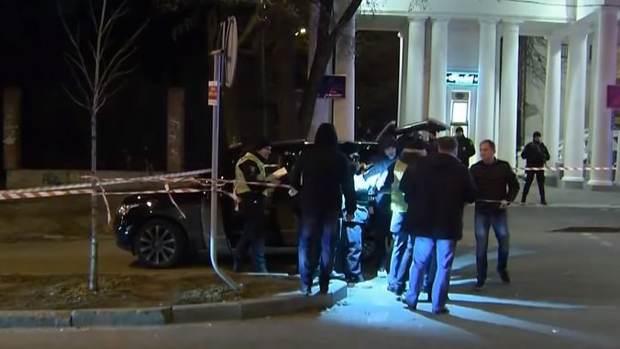 Пуцњава у Кијеву: Убијен син (3) украјинског посланика, нападачи пуцали у аутомобил (ВИДЕО)